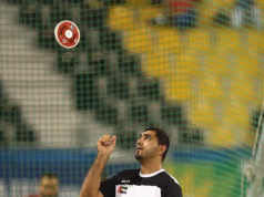 Chefes de atletismo do Reino Unido foram multados depois que o paraolímpico de Londres 2012 e pai de cinco filhos foi atingido por uma jaula de metal durante o treinamento