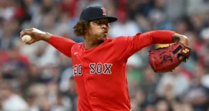 ‘Eu derramei algumas lágrimas’: o arremessador do Red Sox, Brian Bello, se junta à AAA Worcester
