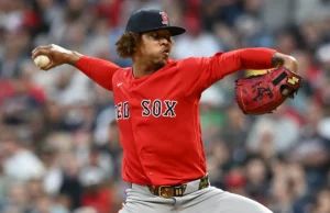‘Eu derramei algumas lágrimas’: o arremessador do Red Sox, Brian Bello, se junta à AAA Worcester