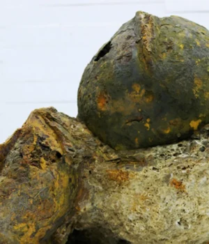 helmets-recovered-off-coast-of-benicarlo.webp