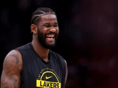 Lakers C Deandre Ayton comprou uma opção de jogador de US$ 8,1 milhões para a temporada 2026-27