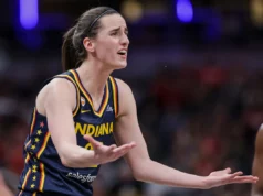 Com Caitlin Clarke no centro de outra confusão de arbitragem, já passou da hora da WNBA se apresentar e enfrentar esse momento.