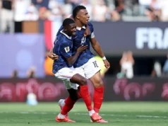 Kylian Mbappe estabeleceu um recorde da Copa do Mundo com seu gol na 9ª fase de mata-mata contra a Suécia