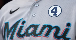 Marlins encontra ‘cachorro triste’ viral que não ganhou cachorro-quente e recompensará menino muito bom com ‘dia dos sonhos’ no estádio
