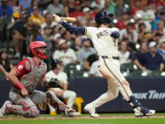 O home run de Ortiz deu aos Brewers uma vitória de retorno por 5-3 sobre os Reds