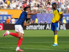 O atacante francês Kylian Mbappe marca seu 17º gol em Copas do Mundo, recorde de 9º nas oitavas de final