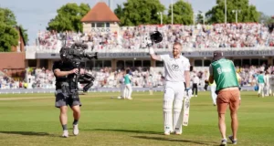 ‘Grande distração’: Andrew Strauss questiona o momento da aposentadoria de Ben Stokes