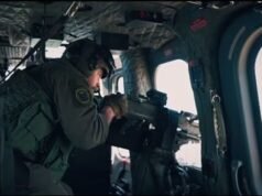 ASSISTA: Forças de defesa divulgam vídeo bizarro de um soldado com uma metralhadora em um helicóptero sendo perseguido por uma pequena aeronave não tripulada… enquanto o reino assume a presidência da UE em meio à ameaça de drones russos de alta tecnologia