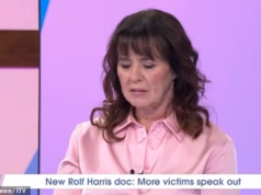 Colin Nolan revela que Rolf Harris insistiu repetidamente em beijá-lo na boca quando ele tinha 10 anos