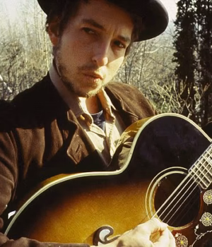 109722541-15945107-Peter_Hitchens_said_he_would_probably_choose_five_Bob_Dylan_song-a-3_178294110352.avif