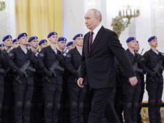 O paranóico Putin aumenta seu esquadrão de segurança pessoal para 800 policiais em meio a temores de assassinato