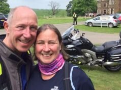 Casal de aposentados em férias de moto na Espanha morreu depois que carro e caminhão perderam o controle sob forte chuva, ouviu inquérito
