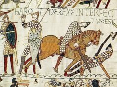 Os fãs da Bayeux Tapestry fizeram fila por mais de nove horas para comprar ingressos, enquanto o Museu Britânico quebrava recordes de vendas ao arrecadar £ 2,5 milhões em um dia.
