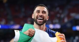 O último avançado da Liga da Irlanda a defrontar Pico Lopes antes do seu heroísmo no Campeonato do Mundo acredita que o defesa-central de Cabo Verde deve enfrentar Lionel Messi.