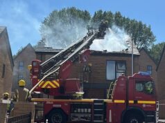 O telhado da família desaba quando ‘incêndio no painel solar’ destrói uma casa recém-construída – semanas após um incêndio semelhante