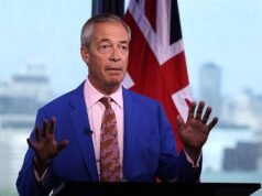 Protesto com um sopro de martírio ardente – então a fúria de Farage se instala: QUENTIN LETTS