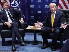 Trump chama o Irã de “um bando de escória”, diz que a trégua “acabou” e admite que teve “sorte” de não ter sido morto
