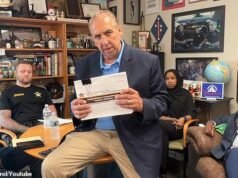Um xerife de Minnesota provocou indignação ao alegar que há um problema de gangues somalis em sua área