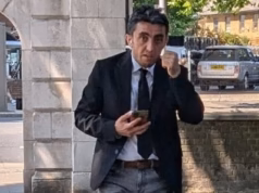 Imigrante iraquiano, 35 anos, que abusou sexualmente de uma estudante de 15 anos em um trem movimentado do metrô antes de tocá-la em uma escada rolante, pode ser preso