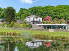 A casa mais cara de Lake District, com piscina, quadra de tênis e casa de barcos, chega ao mercado por £ 9,5 milhões