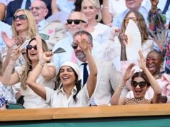 Hannah Waddingham, Lily James e Priyanka Chopra impressionaram em Wimbledon branco quando as mulheres saíram da quadra e foram para o centro do palco na primeira semifinal