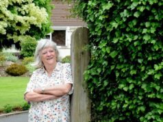 Assassinato de ‘ódio e terror’ de Anne Widdecombe: choque familiar quando a polícia prende um homem de 26 anos depois que o ex-parlamentar encontrou sangramento no ferimento na cabeça na casa de Dartmoor