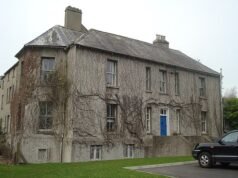 O OPW discutiu o alojamento de requerentes de asilo nesta histórica mansão em Phoenix Park – mesmo ao lado de onde estão a oferecer “acordos de aluguer” a actuais e antigos funcionários públicos.