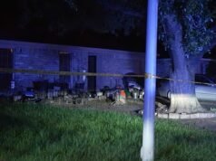Um proprietário do Texas fica horrorizado quando retorna e encontra dois colegas de quarto mortos a tiros dentro de sua casa