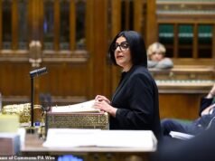 Shabana Mahmud anuncia mudança legal para deportar o líder da gangue de aliciamento de Rochdale, Shabir Ahmed – mas levará um ano para entrar em vigor