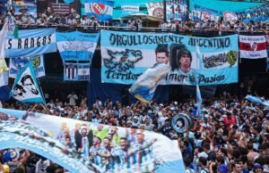 John Simpson, da BBC, diz que a disputa das Malvinas ‘poderia ser resolvida esta noite no confronto da Inglaterra na Copa do Mundo’ – o vice-presidente da Argentina exorta a equipe de Messi a ‘exigir o que temos’