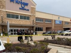 Várias pessoas ficaram feridas em um tiroteio em um supermercado Kroger no Texas, EUA