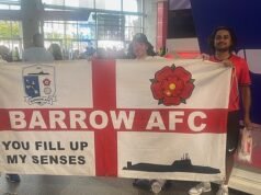 Torcedores ingleses indignados com a ‘hipocrisia’ da FIFA depois que a bandeira do submarino do trabalhador do estaleiro foi banida do estádio da Copa do Mundo – enquanto os jogadores argentinos dançam com a faixa ‘As Malvinas somos nós’