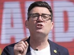 Três em cada cinco britânicos dizem que uma eleição geral antecipada deveria ser convocada depois que Andy Burnham destituiu Keir Starmer do décimo lugar