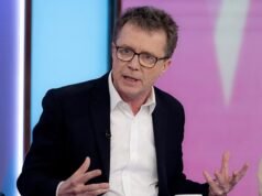 O apresentador da BBC Radio 5 Live, Nicky Campbell, desperta fúria entre os funcionários depois de usar repetidamente a palavra ‘p ***ter’ em uma reunião de trabalho