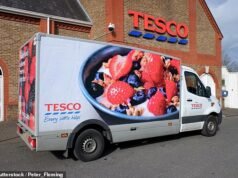Motoristas de entrega da Tesco criticaram conselhos de segurança enganosos da empresa depois que um aposentado morreu após ser atropelado por uma van de supermercado