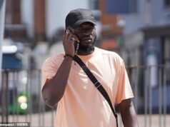 Requerente de asilo que vivia em acomodação para migrantes na base da RAF em Essex agrediu uma mulher local na loja da RSPCA, ouve o tribunal