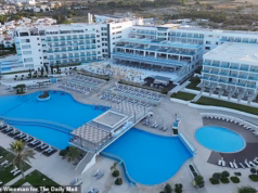Hotel ‘armadilha mortal’ em Chipre pega fogo enquanto Mail revela que criança que caiu morta está entre os três turistas britânicos que morrerão em resort em alguns anos