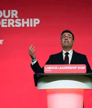 110094001-15987727-Andy_Burnham_pictured_was_announced_as_Labour_s_new_leader_on_Fr-a-41_17844047627.avif