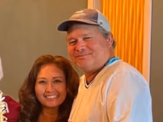 O irmão de Tulsi Gabbard foi preso após tentar atrair crianças de volta para um quarto de hotel usando dinheiro e chiclete
