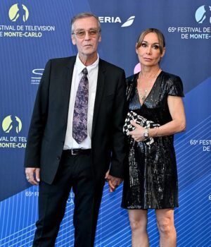 110143723-15991617-John_Hannah_and_with_his_wife_actress_Joanna_Roth-a-20_1784572620253.jpg