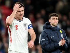 ‘Você deve estar um pouco chateado’: Gary Neville, Roy Keane e Ian Wright debatem o futuro pós-Copa do Mundo das polêmicas estrelas inglesas Harry Maguire, Cole Palmer e companhia – e afirmam que os Três Leões teriam ‘afundado’ sem Jude Bellingham