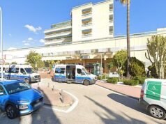 Pelo menos 60 turistas hospitalizados com intoxicação por gás tóxico após quebra da bomba da piscina do hotel Costa del Sol