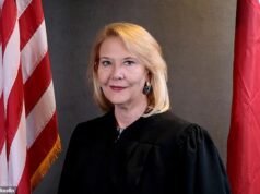 Jurados em julgamentos de alto nível no Texas ganham quase US$ 27.000 cada – apesar de passarem apenas 5 dias no tribunal