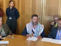 Deputados de esquerda convidam ativista ligado ao Hamas para discursar no parlamento semanas após sanções dos EUA