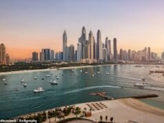 Dubai está oferecendo uma recompensa de £ 600 aos residentes que convencerem seus amigos a ver o número de turistas cair após a guerra do Irã