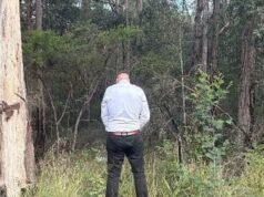 Dan Repacholi, deputado trabalhista de Hunter, compartilha uma foto bizarra de si mesmo urinando – provocando reação de seguidores enojados