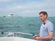 Chris Philp enfrenta ‘tiros de advertência’ de um navio de guerra francês no Canal da Mancha em um ‘esforço para intimidá-lo’ durante uma viagem de observação de pequenos barcos