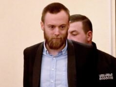 O assassino de lancha Jack Shepherd se declara culpado de marcar sua nova namorada com pinças de churrasco