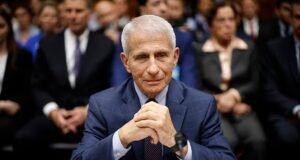 Os diários secretos do Dr. Fauci contavam apenas metade da história. Agora, membros da Casa Branca expõem a REAL ‘diva da mídia’… e as palhaçadas humilhantes e obcecadas pela fama que ele deixou de fora