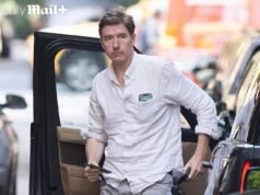 Trágico segredo de família que assombra o advogado casado de elite de Nova York, 45 anos, filmado beijando apaixonadamente um subordinado, 29 anos, no Central Park